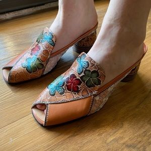 L’Artiste Foxxa Slide Sandals Blush Multi Size 7.5-8 USA EU 38